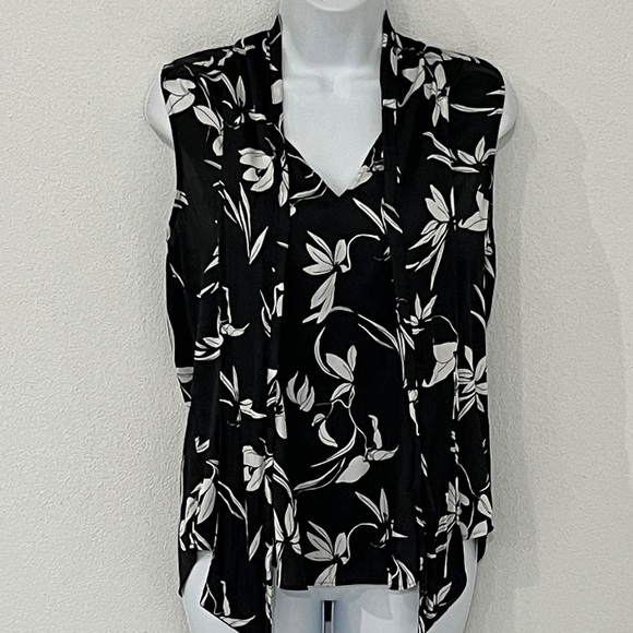 Banana Republic Orchid Sleeveless Top Size M - Picture 4 of 6